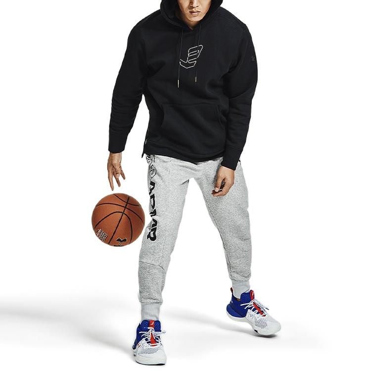 Under Armour Sweatshirts Men's Black Hooded Moderate Regular Unisex 1361974-001