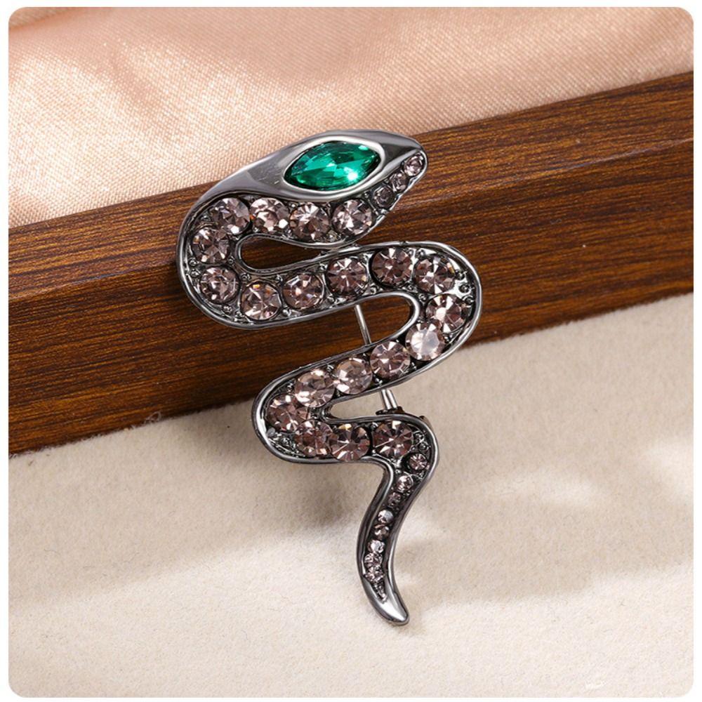 Zircon Zodiac Snake Brooch Vintage Metal Snake Lapel Pin Rhinestone Animal Collar Pins  New Year