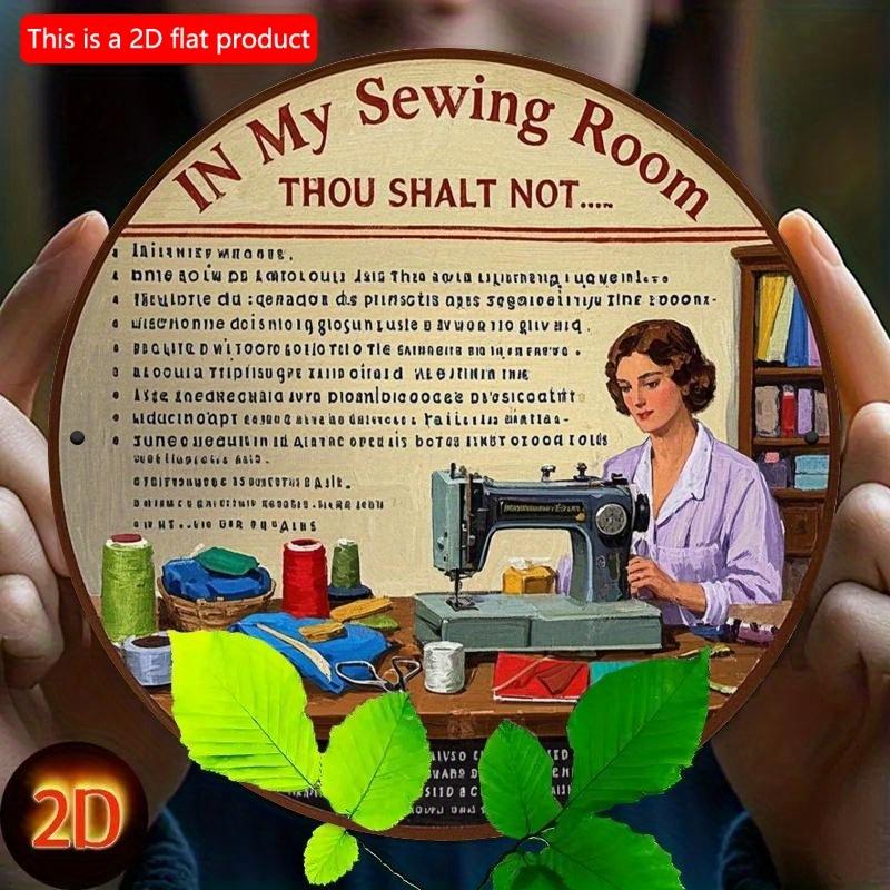 2d Flat 20*20cm, "Thou Shalt Not In My Sewing Room" Wall Art Decoration Circular Wooden Decoration, Suitable for Home, Living Room, Cafe and Office.