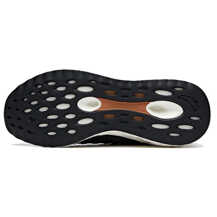 Anta Кроссовки женские с низким верхом Черные Белые 12915588-3