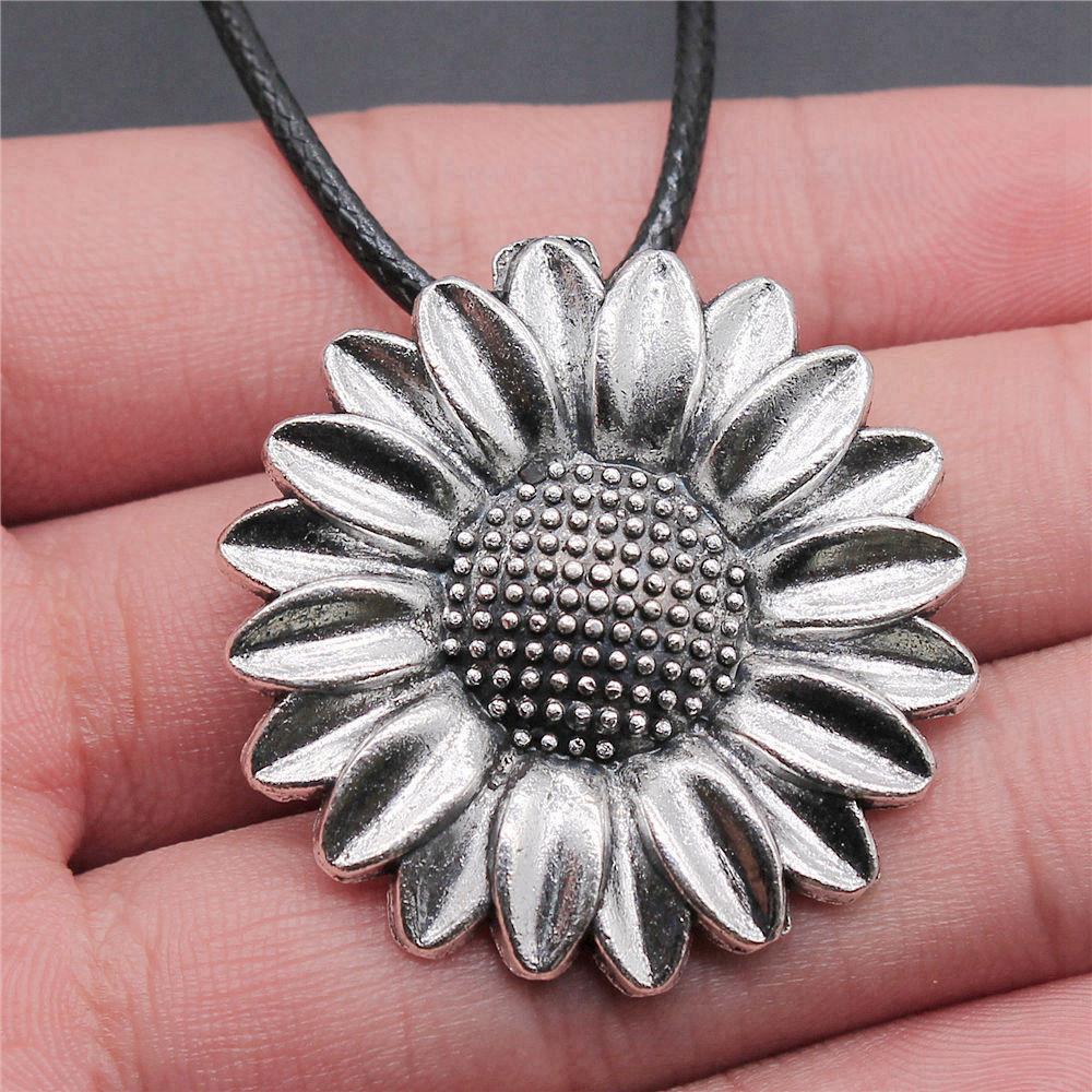 Креативное кожаное ожерелье-цепочка с металлическим кулоном в виде листа и цветка для женщин - Идеально для Дня святого Валентина