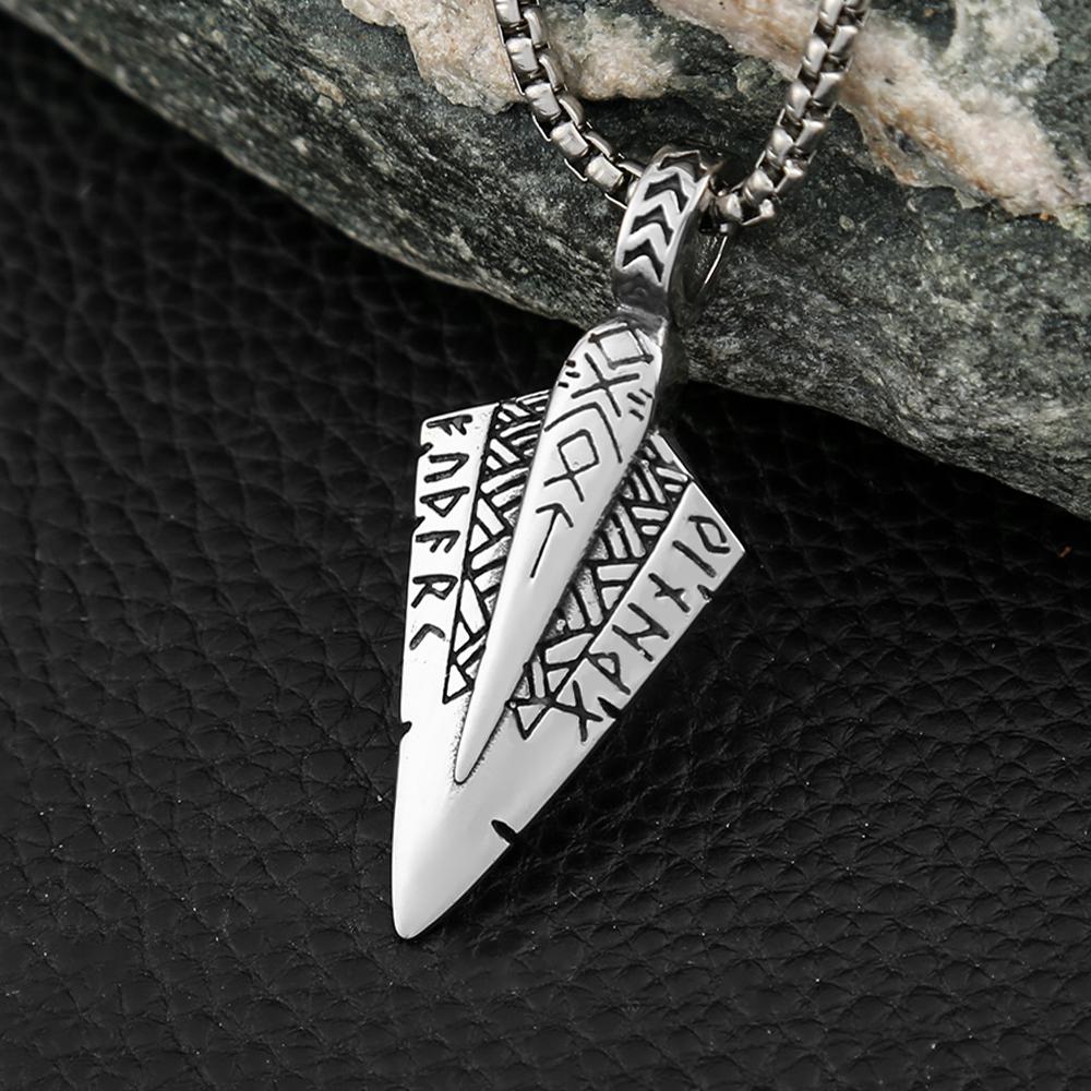 New Design Stainless Steel Vikings Arrowhead Pendant Necklaces For Men Nordic Odin Rune Necklace Pagan Jewelry Gift