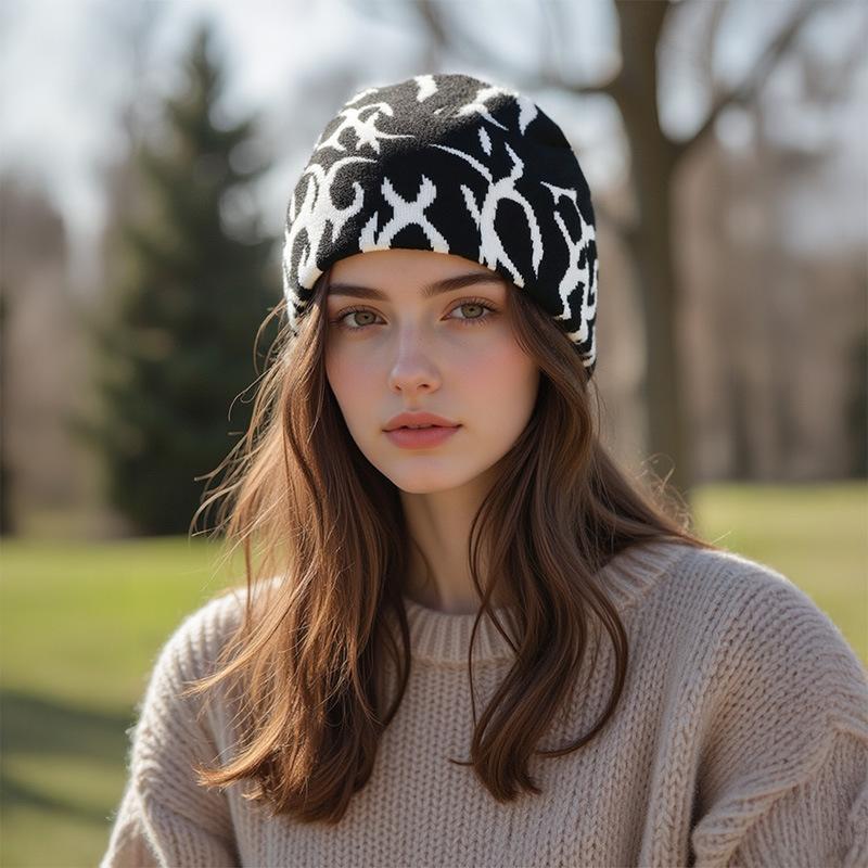 Cross-border New Jacquard Scratch-mark Pullover Fashion Joker Personality Knitted Acrylic Winter Hat Custom Color Contrast Color