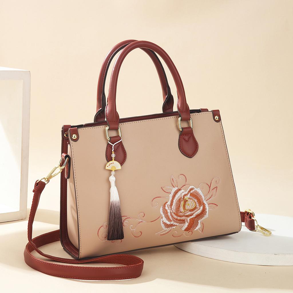 Женская сумка-мессенджер для мамы 2025 новая высококлассная вышивка в китайском стиле для среднего возраста свадебная сумка большой вместимости