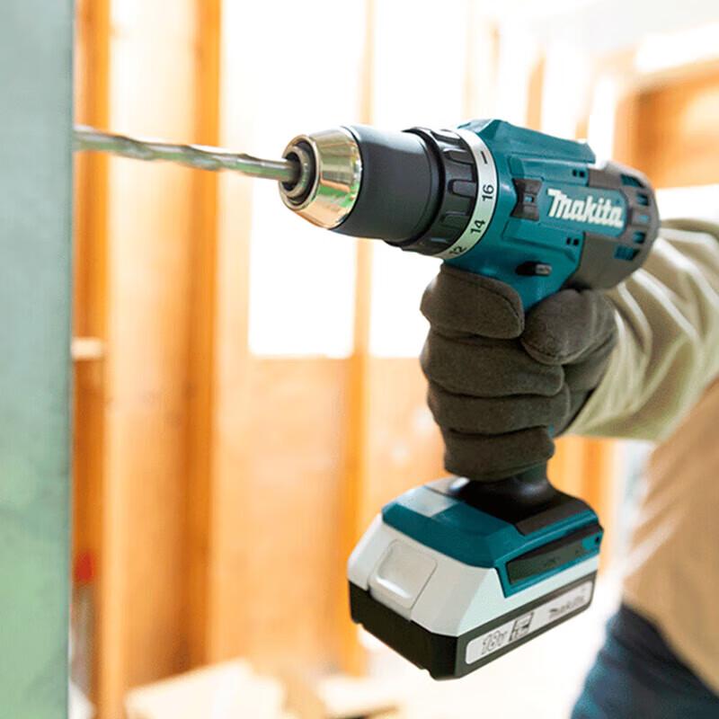 Makita DF488D 18V Cordless Driver Drill CN plug (adapter included)