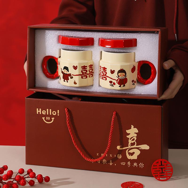 Керамическая кружка-сувенир, женская чашка с крышкой, свадебный подарок для молодоженов, пара праздничных чашек для воды для пар