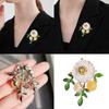 Fashionable Alloy Lapel Pin Handmade Delicate Daisy Brooch Symbolizing Purity and Hope Badge Accessory for Ladies