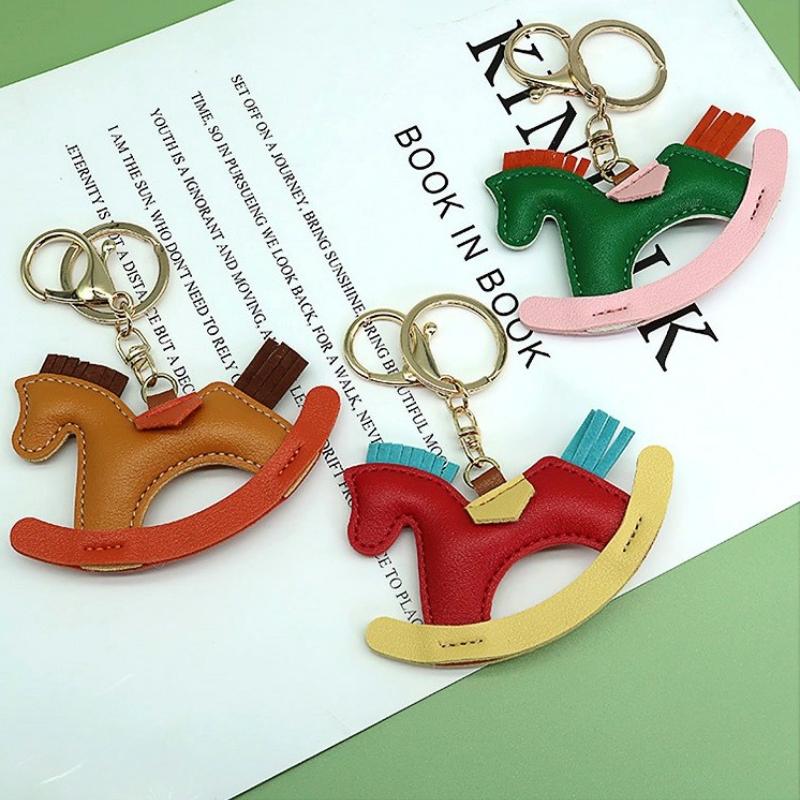 Women's Bag Charm Decoration Bag Pendant Cartoon Rocking Wooden Horse Women's Leather Bag Charm Key Chain Cute Bag Accessories Gifts