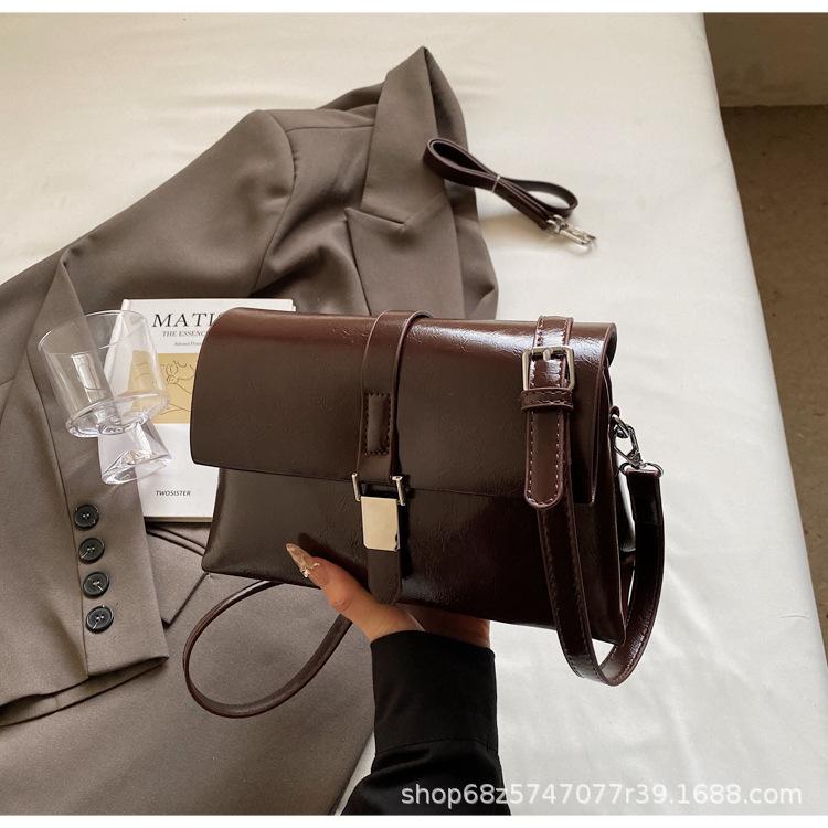 Retro casual commuter bag women's simple and versatile bucket bag 2025 spring niche fashion one-shoulder underarm bag