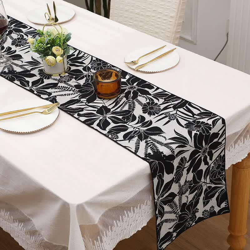 Dearien Pastoral Floral Table Runner
