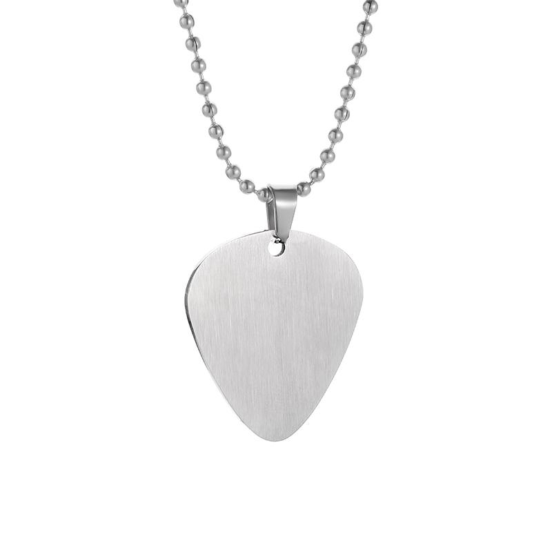 Stainless Steel Glossy Guitar Pick Pendant Necklace for Men and Women, Simple Fashion Jewelry, Couple Gift