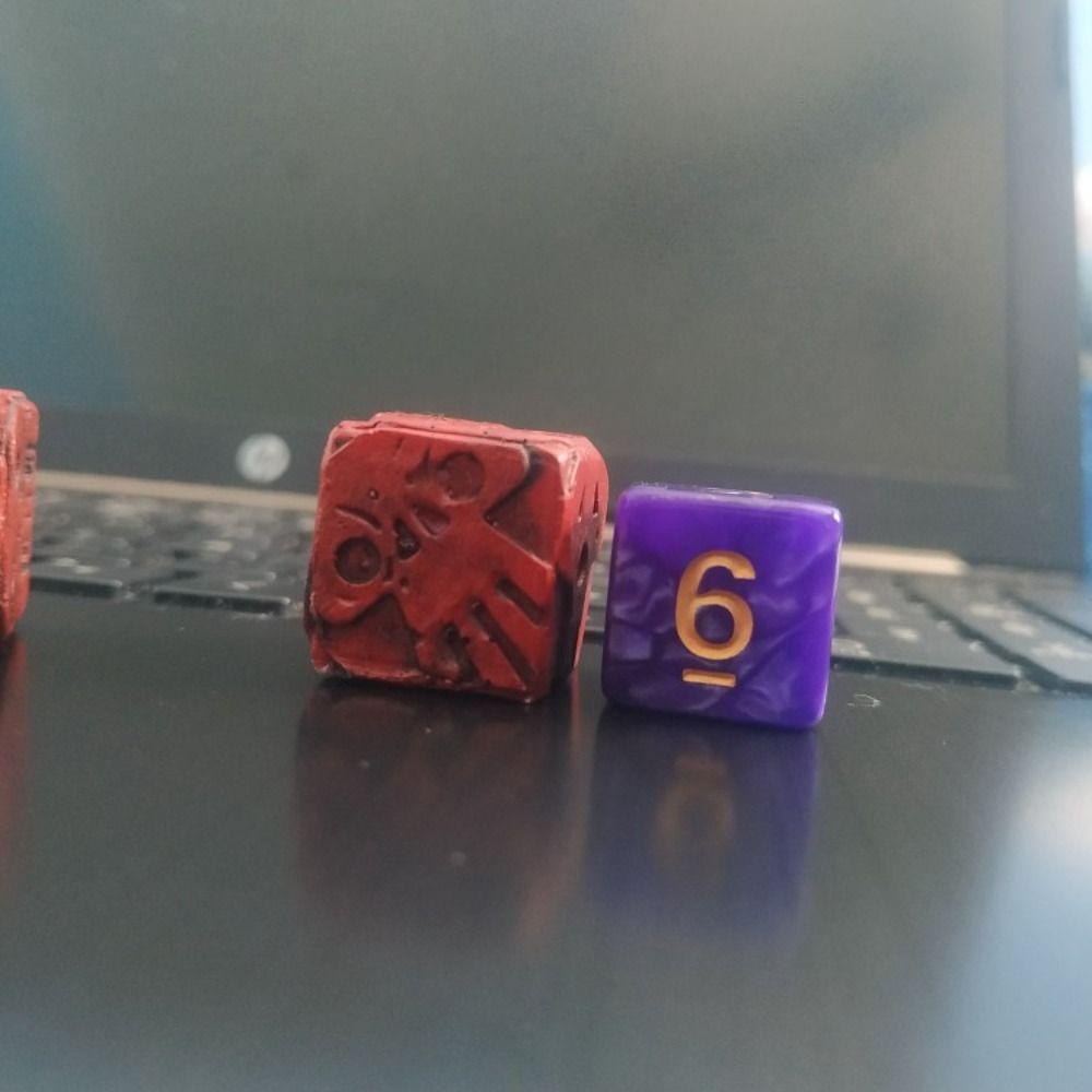Resin Skeleton Dices Hand Carved Ghostly Dice Set Scary Pub Dice Zombie Apocalypse Dice Halloween