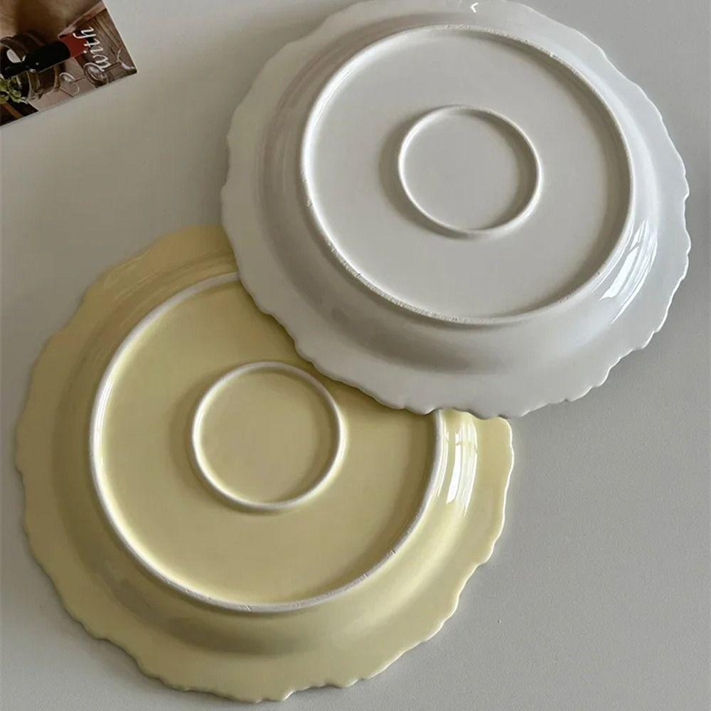 White/Yellow Color Ceramic Dessert Plate Round Shape Western Dining Tableware  Casual Occasions