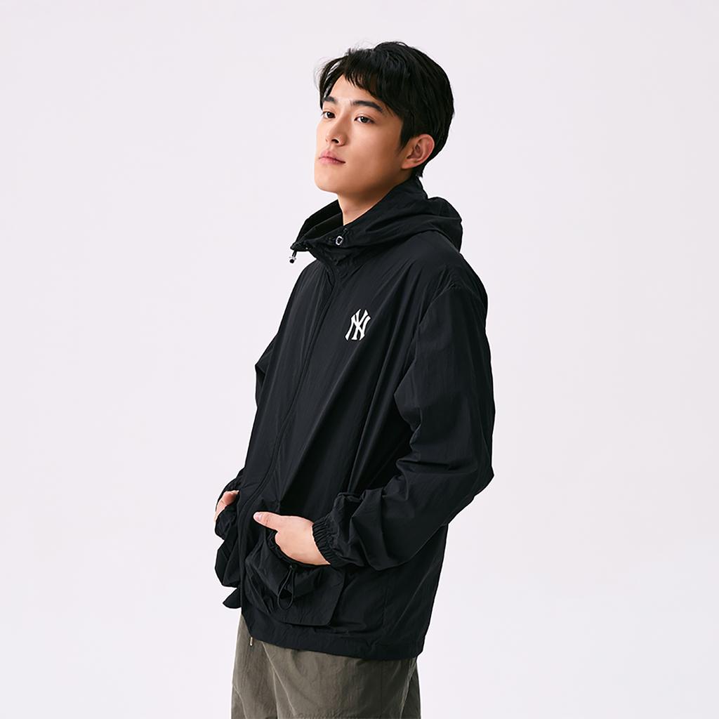 Новая ветрозащитная куртка MLB New York Yankees Basic Collection SS25 Унисекс Черный 3AWJB0453-50BKS