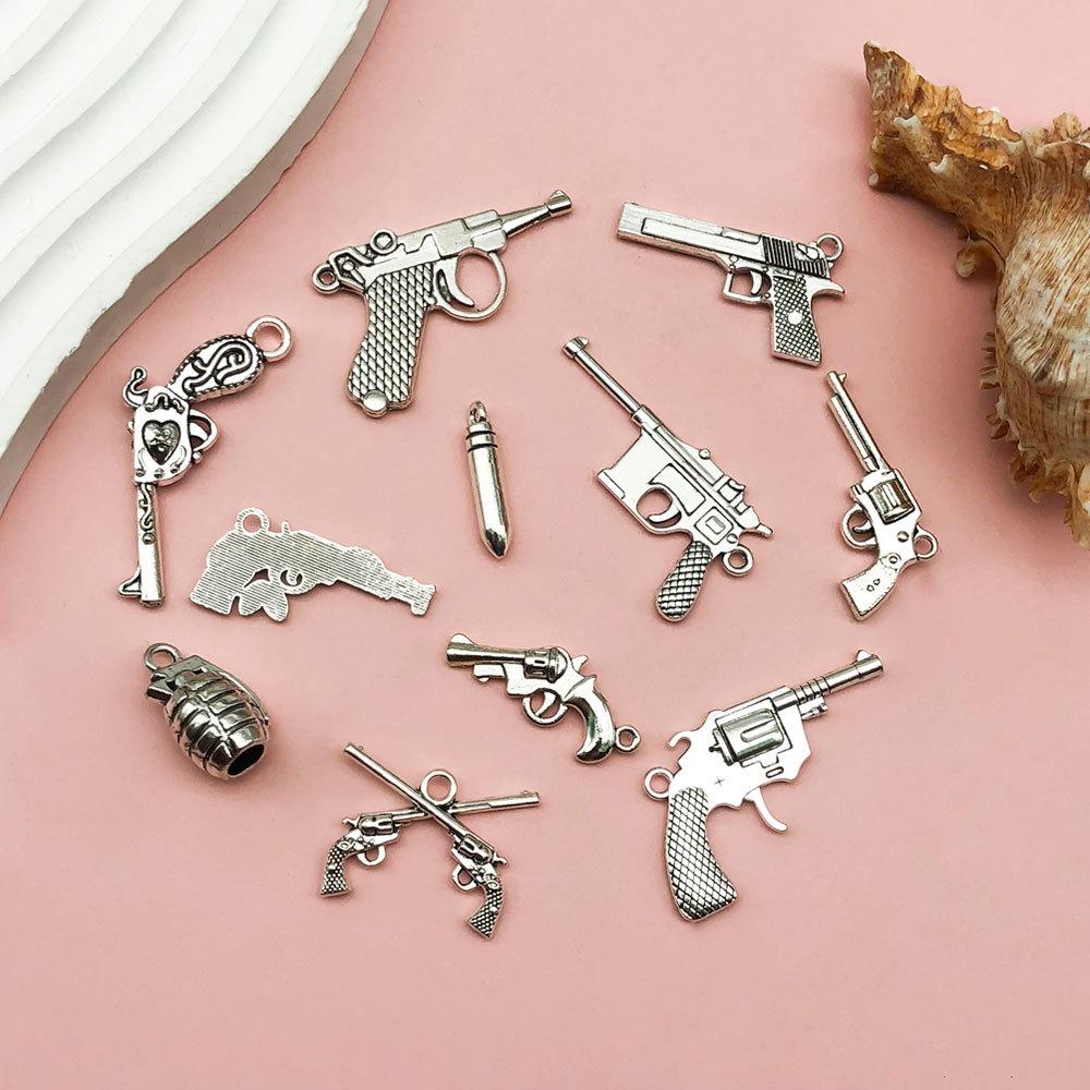 Ожерелье и браслет из сплава в стиле ретро с подвеской «Пуля»