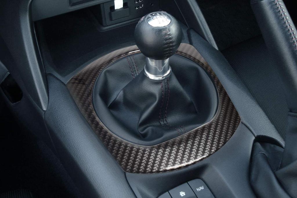 SecondStage Z045DCB Панель переключения передач серии Mazda Roadster ND для автомобилей с МКПП, стиль «цифровой карбон»