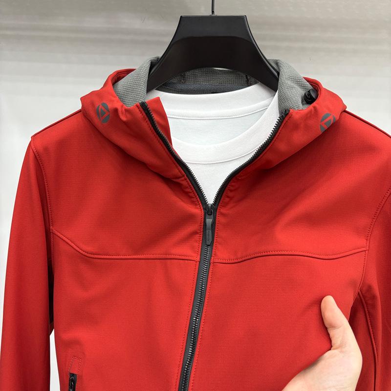 Men's High-Quality Thin Fleece Outdoor Jacket - Autumn/Winter Style, Water-Resistant, with Durable Zipper and Casual Design.