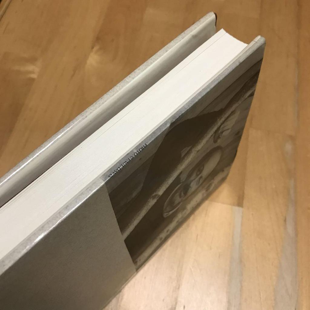 [Б/У] ЛУННОЕ ОЗЕРО Э.Л.. ДОКТОРОВ Английский Твердый переплет