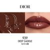 Dior Помада-зеркало Glamor Помада Увлажняющая и придающая объем, водянистая, легко наносится и придает сияние #939 DEEP SADDLE эбеновый седло