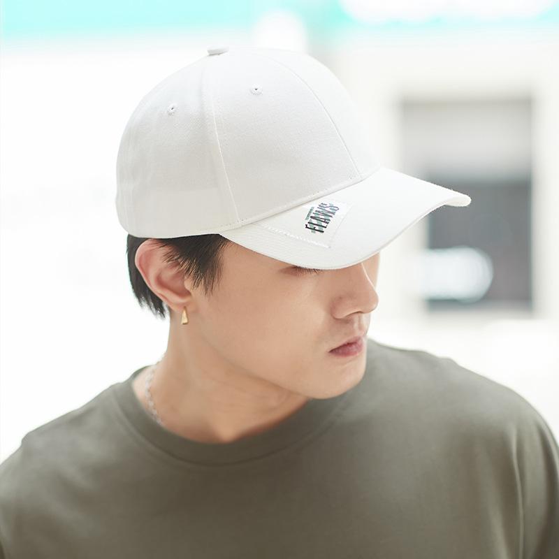 Шляпа мужская модная корейская версия утиной кепки однотонная простая бейсболка мужская весна и осень новая модная бейсболка