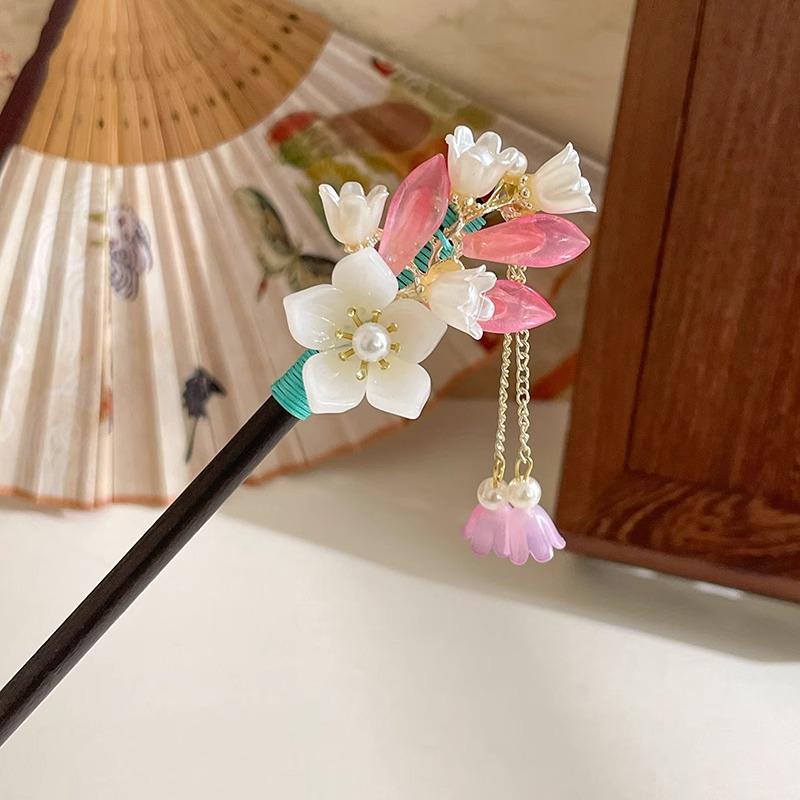 High-End Retro Chinese Tassel Hairpin for Women - Versatile Alloy Hair Clip for Elegant Updos