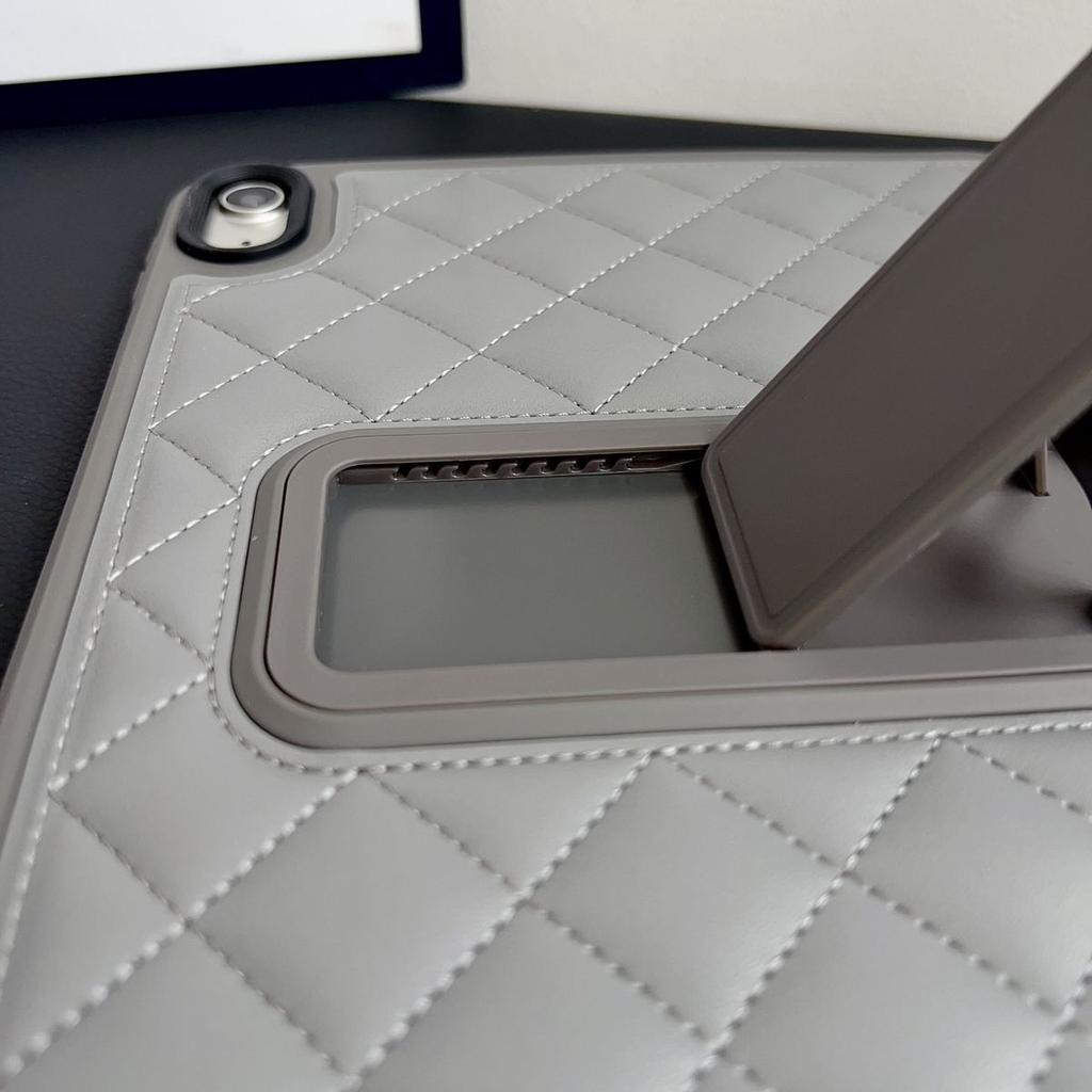 Stand Case For iPad 2026 2025 Pro Cases Air 3 4 5 6 7 8 9th 10th 11th 12th Generation 10.2 10.9 11 12.9 Air 13 " Mini 6 7 Kickstand Cover