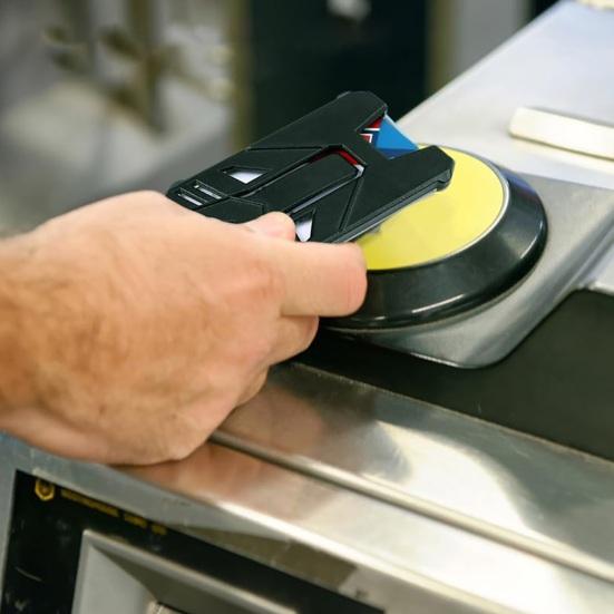 Брелок-застежка для мобильного телефона с шнуром 60 см, держатель для ID-карты, выдвижной зажим, антикражный ремень безопасности, крепление для путешествий, походов