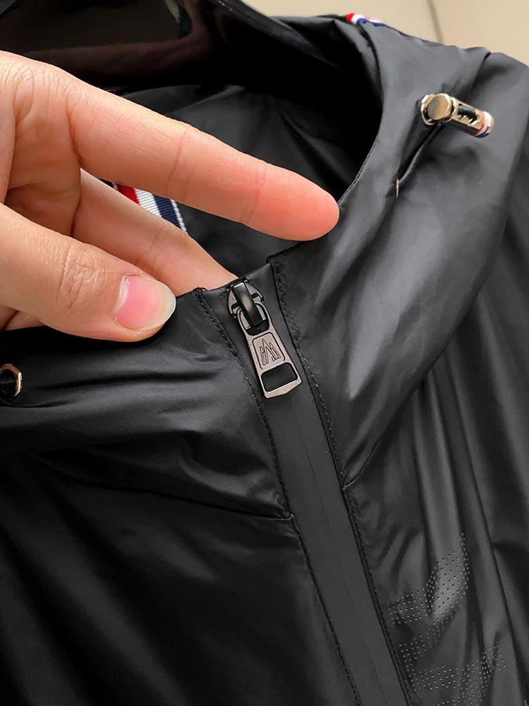 Мужская тонкая модная куртка на весну 2024 года - европейский стиль