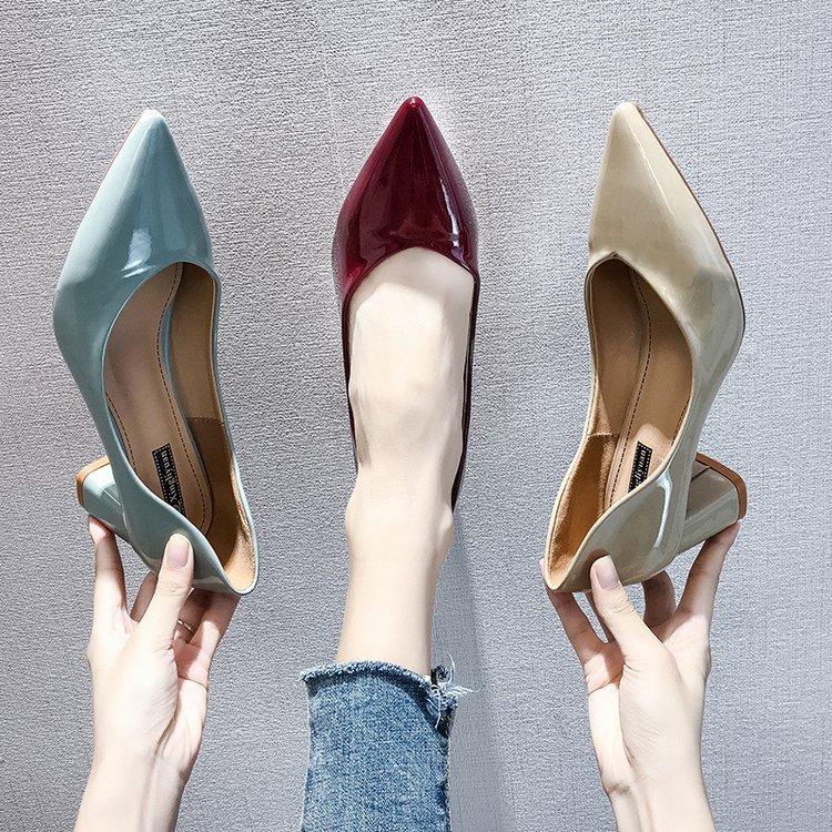 Новые женские туфли-лодочки черного цвета на высоком каблуке, женские лакированные туфли из толстой кожи с осенним острым носком, женские босоножки, роскошные квадратные каблуки88