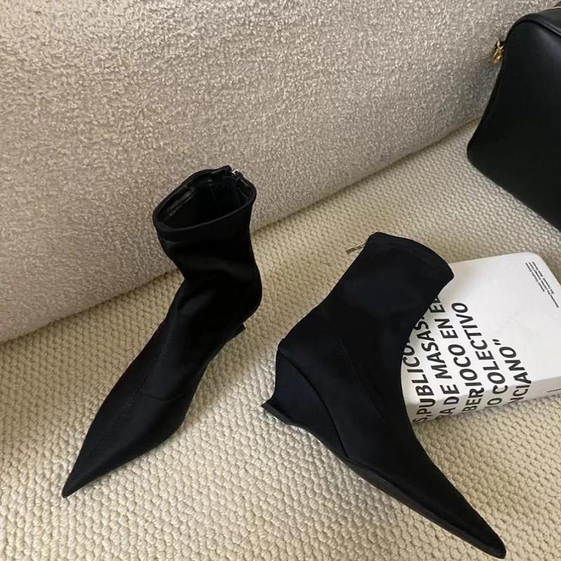 Зимние женские эластичные современные сапоги модные короткие ботильоны с острым носком женские элегантные туфли на низком каблуке Botas Mujer