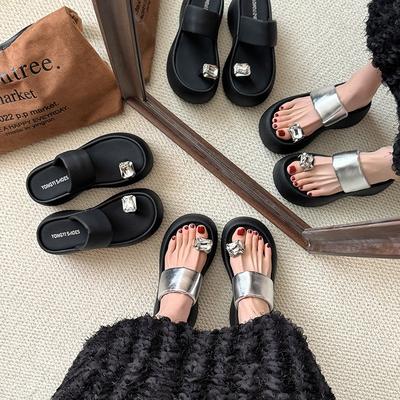 Женская обувь – Сандалии