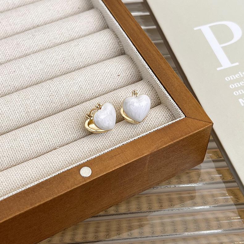 Французские винтажные серьги кремового, белого, винно-красного цвета с пряжкой для ушей, женские новые легкие, роскошные, темпераментные, модные серьги