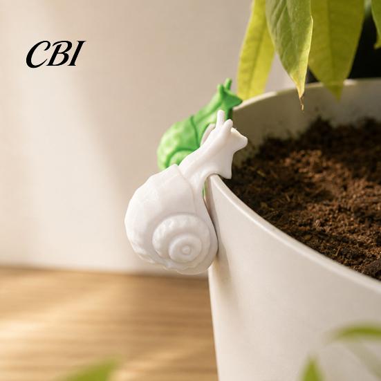 Creative Office Ornament 3D Printed Climbing Snail Decor, Flower Pot Hanging Ornament, Cute Desktop Decoration Art Garden Plant Decoration, Sculpture