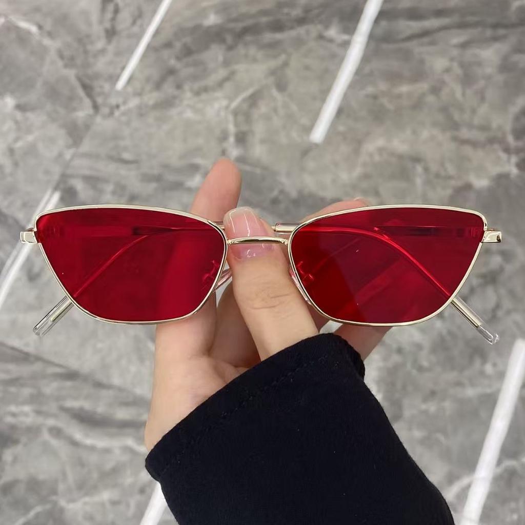 Новые солнцезащитные очки «кошачий глаз» треугольной формы, нишевый дизайн, панк-солнцезащитные очки, мужские и женские модные очки для подиума, трендовые оттенки, защита от УФ-лучей 400