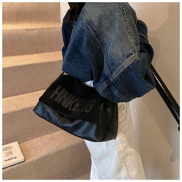 Корейский стиль моды наступает! Новая сумка подмышкой, модная муза