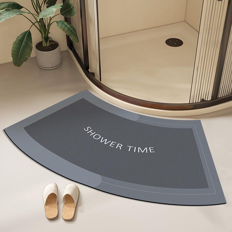 Изогнутый веерообразный коврик для пола в ванной комнате Коврик для душевой комнаты Диатомовая грязь Сильный впитывающий коврик Противоскользящий коврик для ног на дверь ванной комнаты