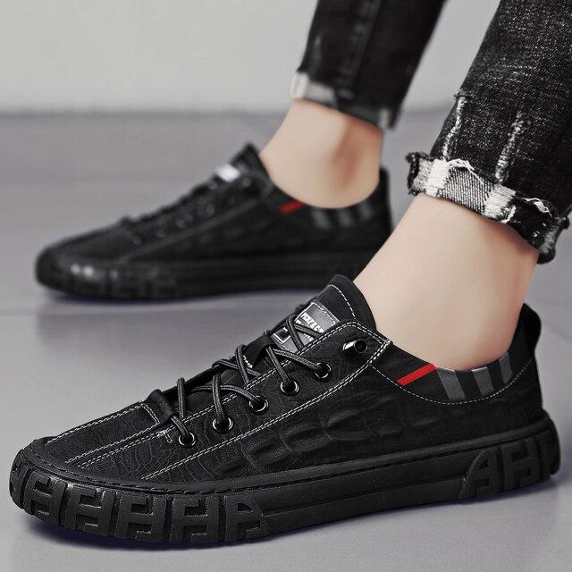 Мужская обувь, летняя новая классическая дизайнерская круглая удобная дышащая модная повседневная обувь, мужская парусиновая обувь высокого качества, маленькие белые туфли