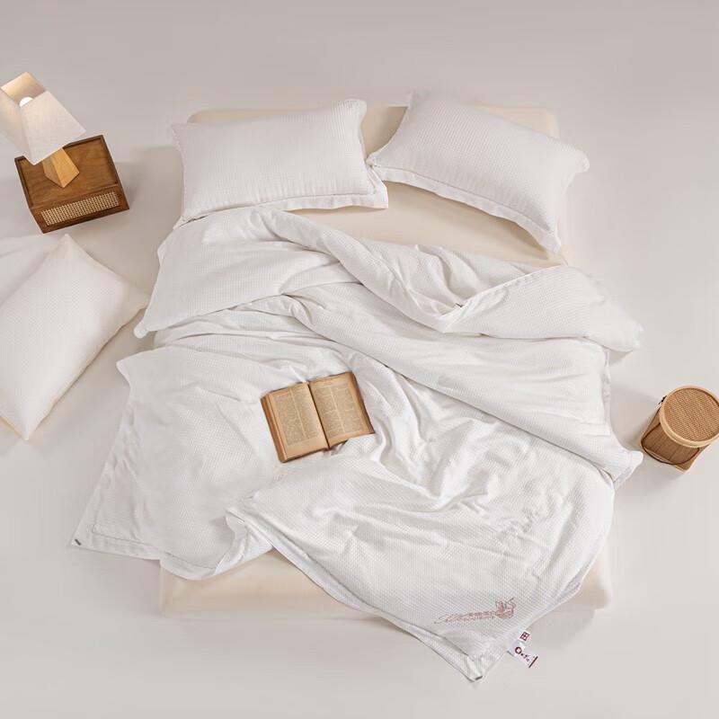 Шелковое одеяло Muji с вафельной текстурой из тутового шелка