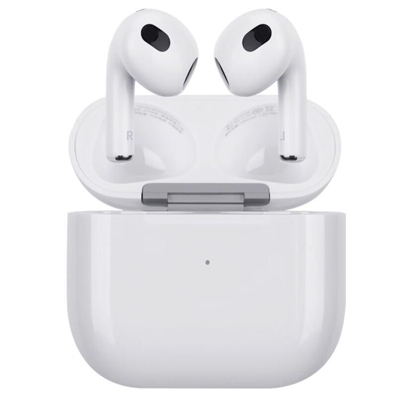 Apple AirPods (3-е поколение) с зарядным чехлом MagSafe