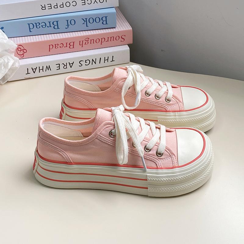 Женские черные парусиновые туфли на плоской подошве 2024 года, новая модная повседневная универсальная нескользящая износостойкая парусиновая спортивная обувь на толстой подошве