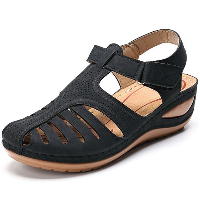 Retro Women's Sandals Car Line Hole Shoes Large Size Round Toe Wedges Comfortable Sandals Women