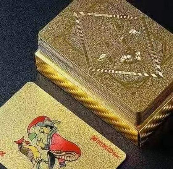 Игральные карты из ПЭТ-пластика с черной сеткой и золотой фольгой - Серия "Золотой Долларовый Магнат"