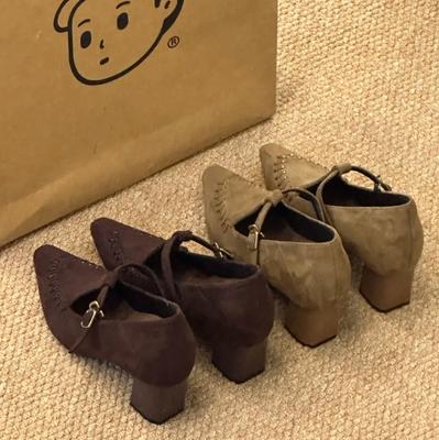 Ретро туфли Мэри Джейн с острым носком женские 2025 осень новые универсальные мягкая подошва замша низкий каблук остроносые одинарные туфли ленивые туфли