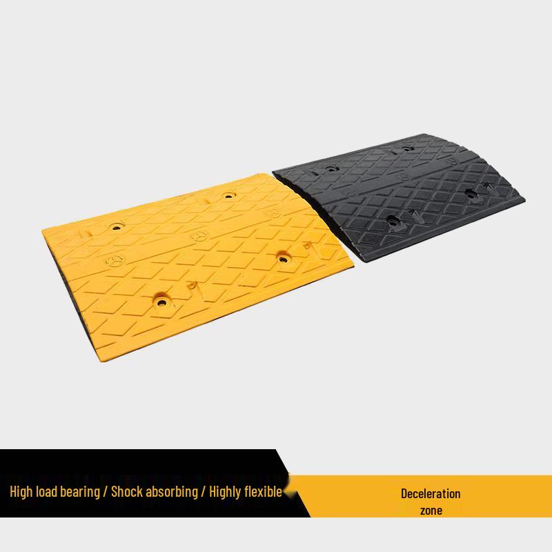 Heavy-Duty Rubber Speed Bump