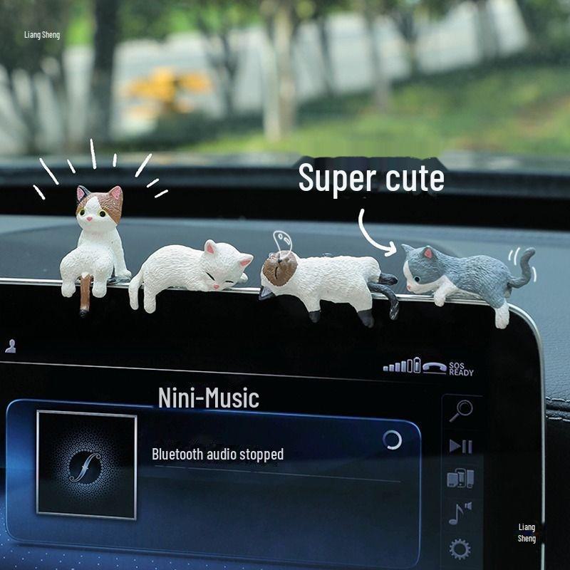 Милые украшения для машин в виде кошек: Консоль Sleepy Cat и украшение для зеркала заднего вида