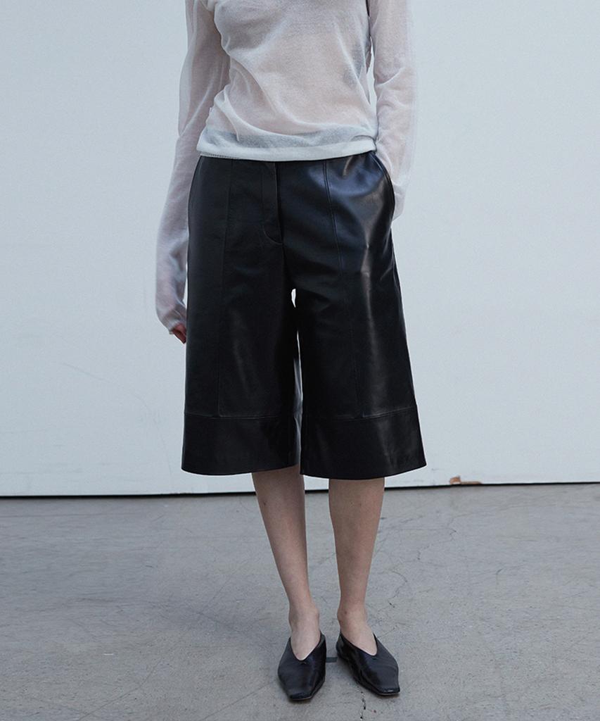 Beleudemaleu 26Ss Lambskin Bermuda Pants