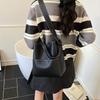 Bag New Autumn Trend Bucket Bag Texture Large Capacity Portable Messenger Bag Shoulder Bag Women