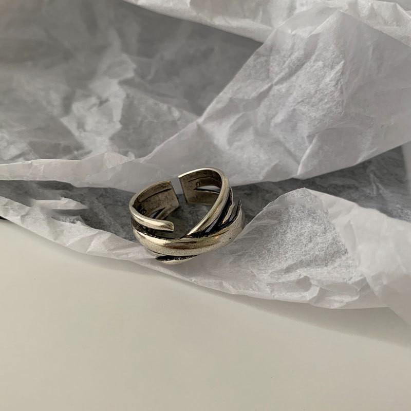 Красивое кольцо в корейском стиле с улыбающимся лицом для женщин в винтажном серебряном дизайне неправильной формы