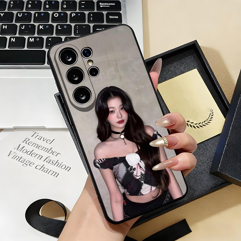 Singer J-Jang W-Won-young Phone Case For Samsung S26 S25 S24 FE S23 S22 S21 Plus S20 Ultra Note20Ultra Black Soft Shell