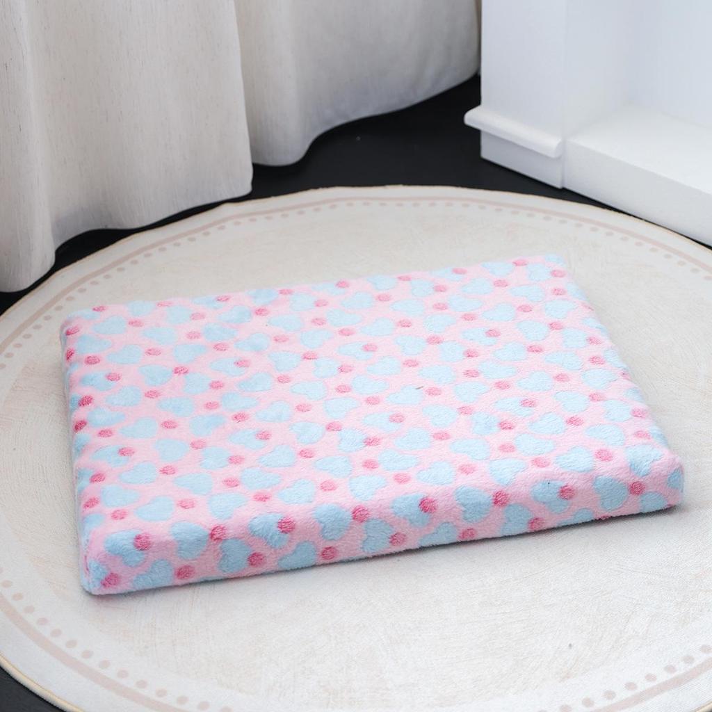 Removable & Washable Winter Dog/Cat Bed - Warm, Stylish, and Comfortable Sleeping Mat
